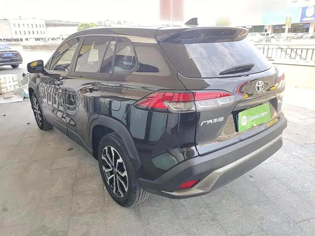 Toyota Frontlander 2022 2.0L CVT Luxury Edition фото 5