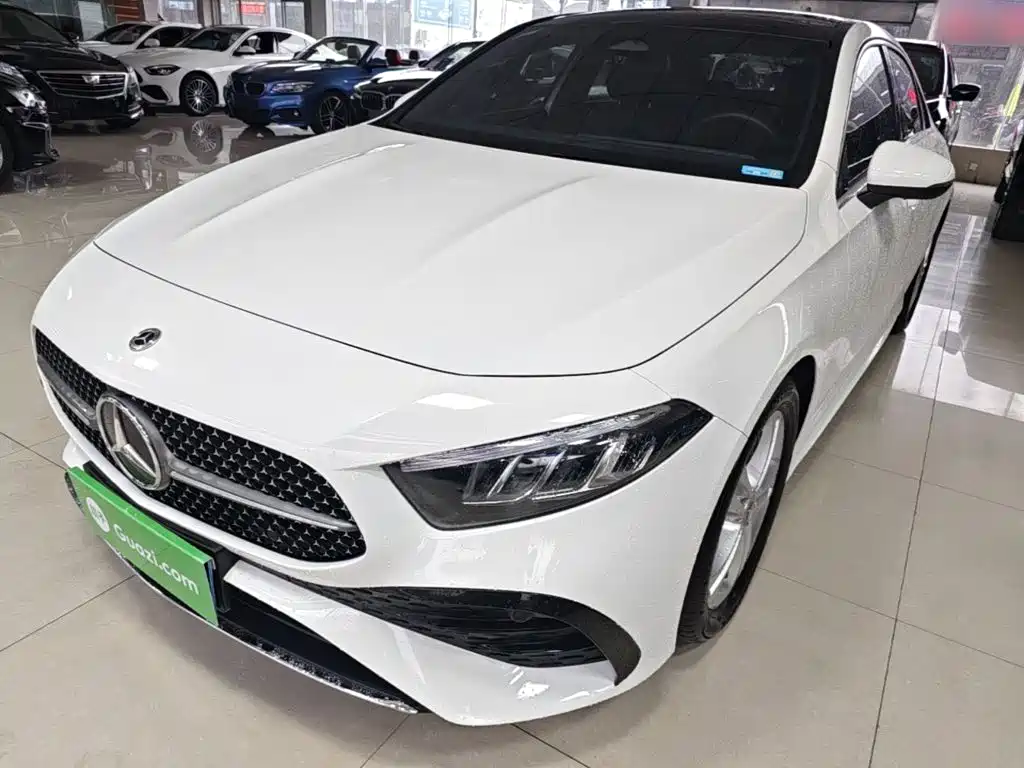 صورة 1 - Mercedes-Benz A-Class