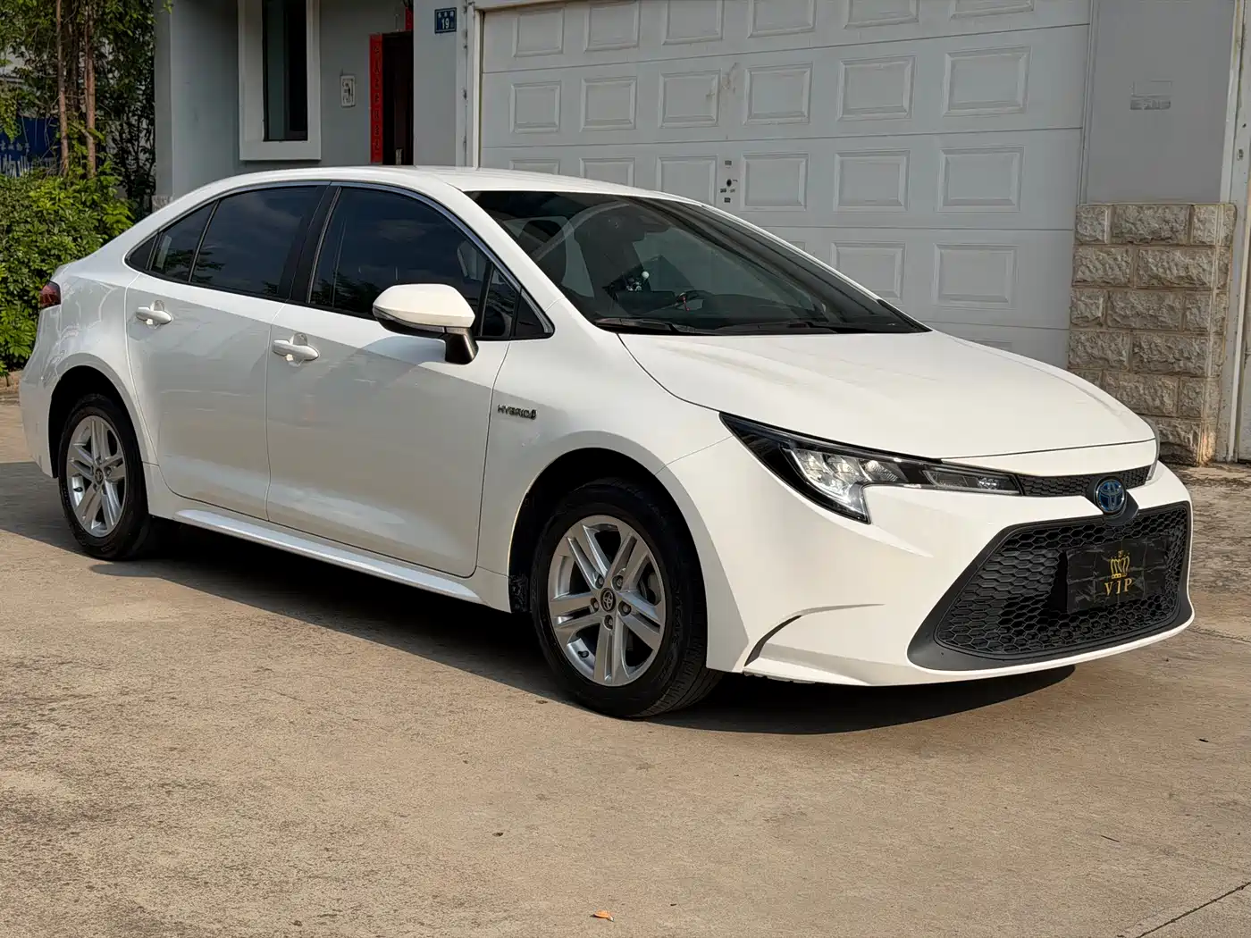 Toyota Levin 2022 Dual Engine 1.8H E-CVT Leading Edition фото 3