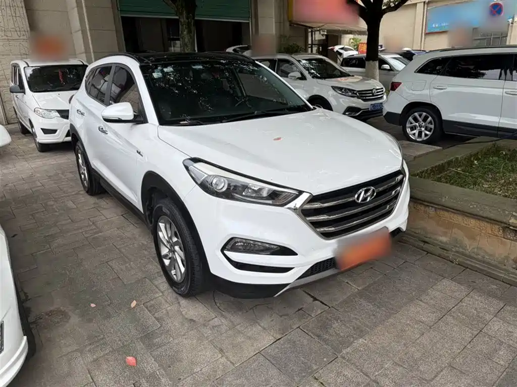 Hyundai Tucson 2015 1.6T Dual Clutch 2WD Smart фото 5