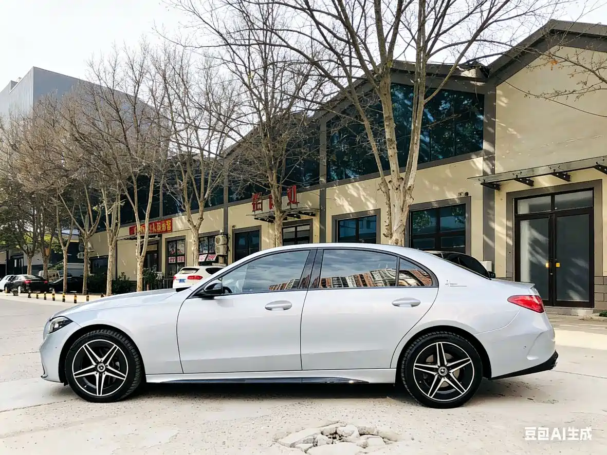 Mercedes-Benz C-Class 2023 C 260 L Night Edition Sport фото 5