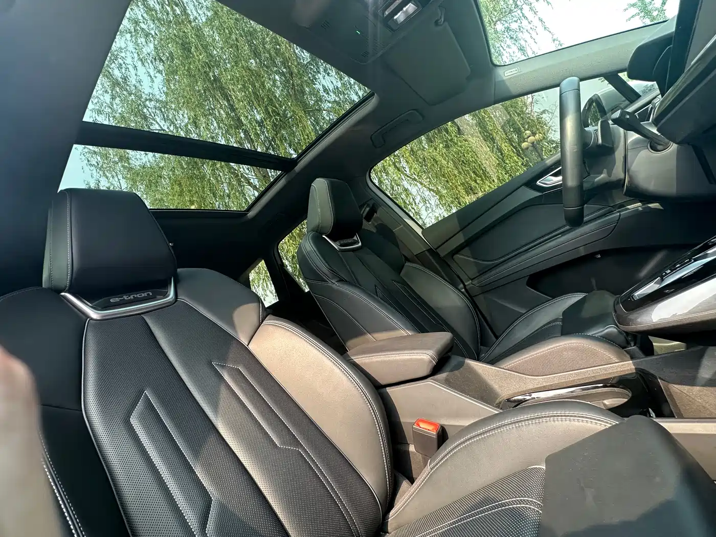 Audi Q4 e-tron 2024 40 e-tron Creation Edition фото 13