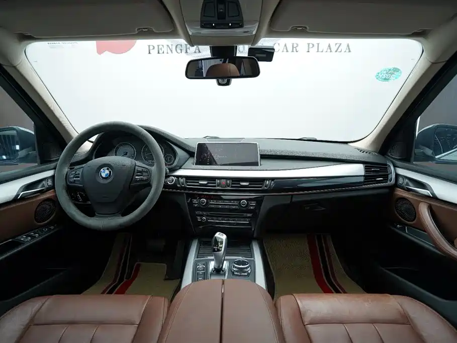 BMW X5 (Import) 2014 xDrive35i Leading фото 11