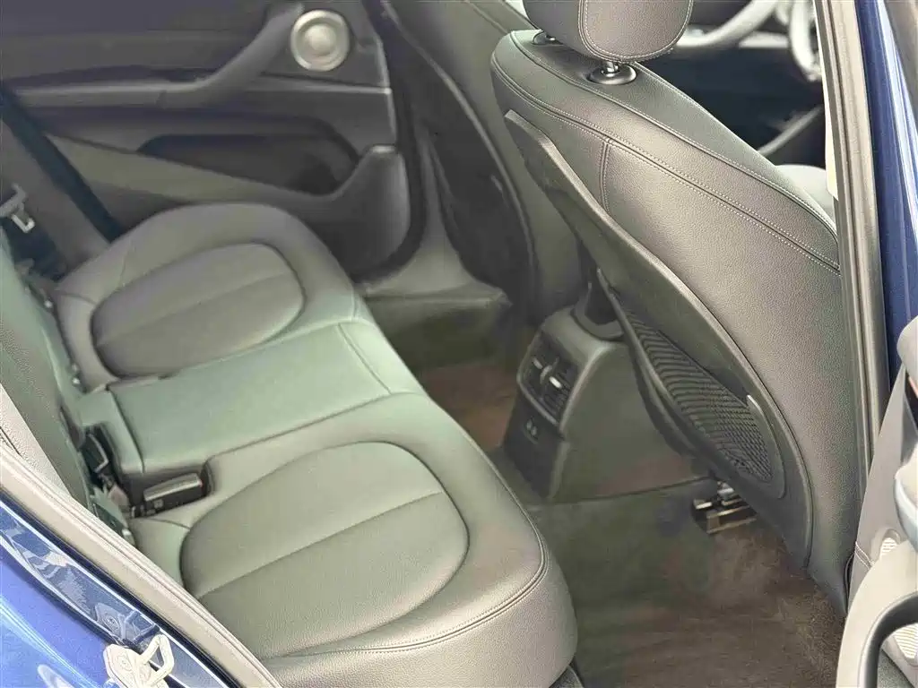 BMW X2 2021 sDrive25i Leading M Off-Road Package фото 9