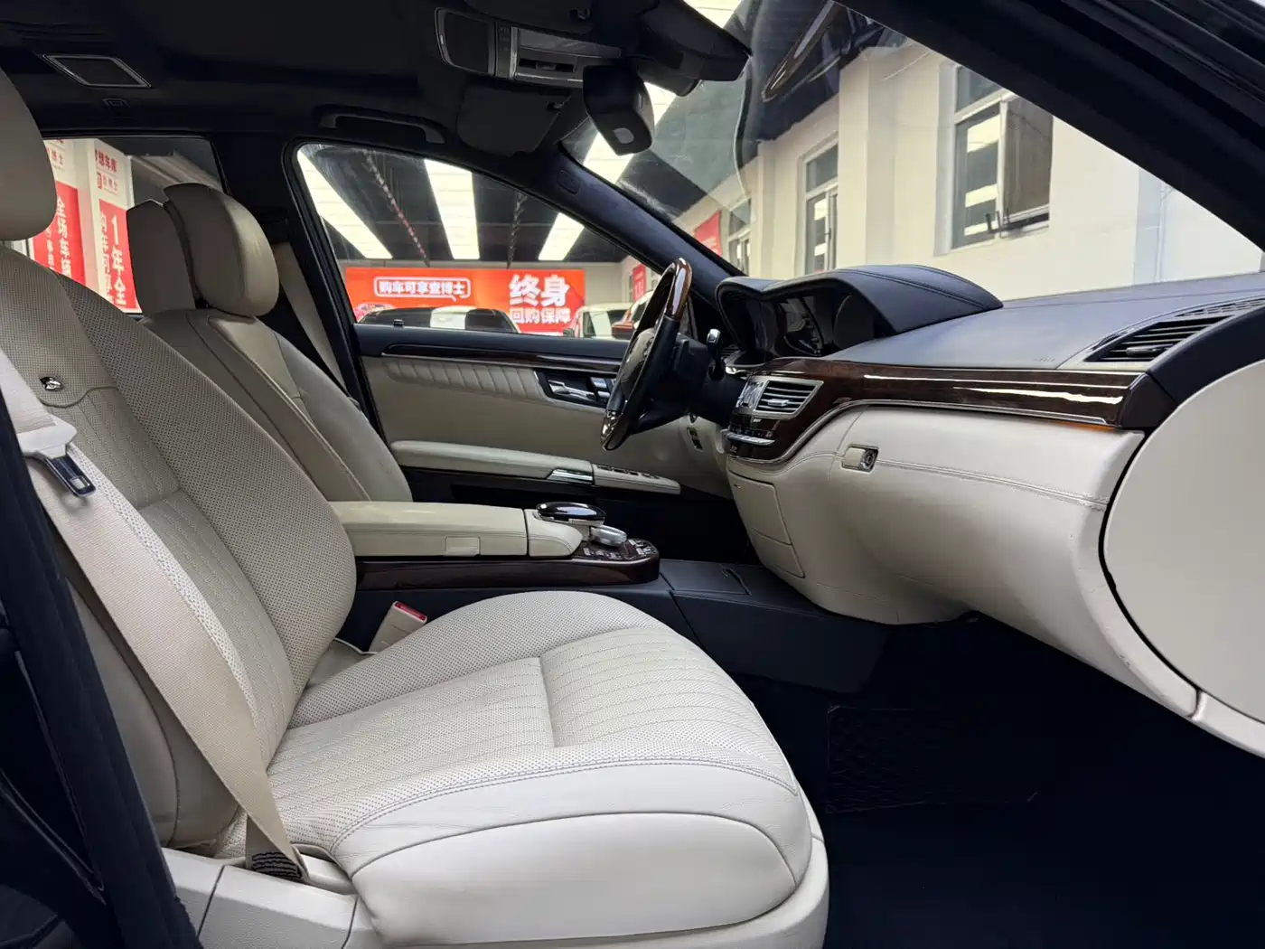 Mercedes-Benz S-Class 2008 Model S 600 L фото 10