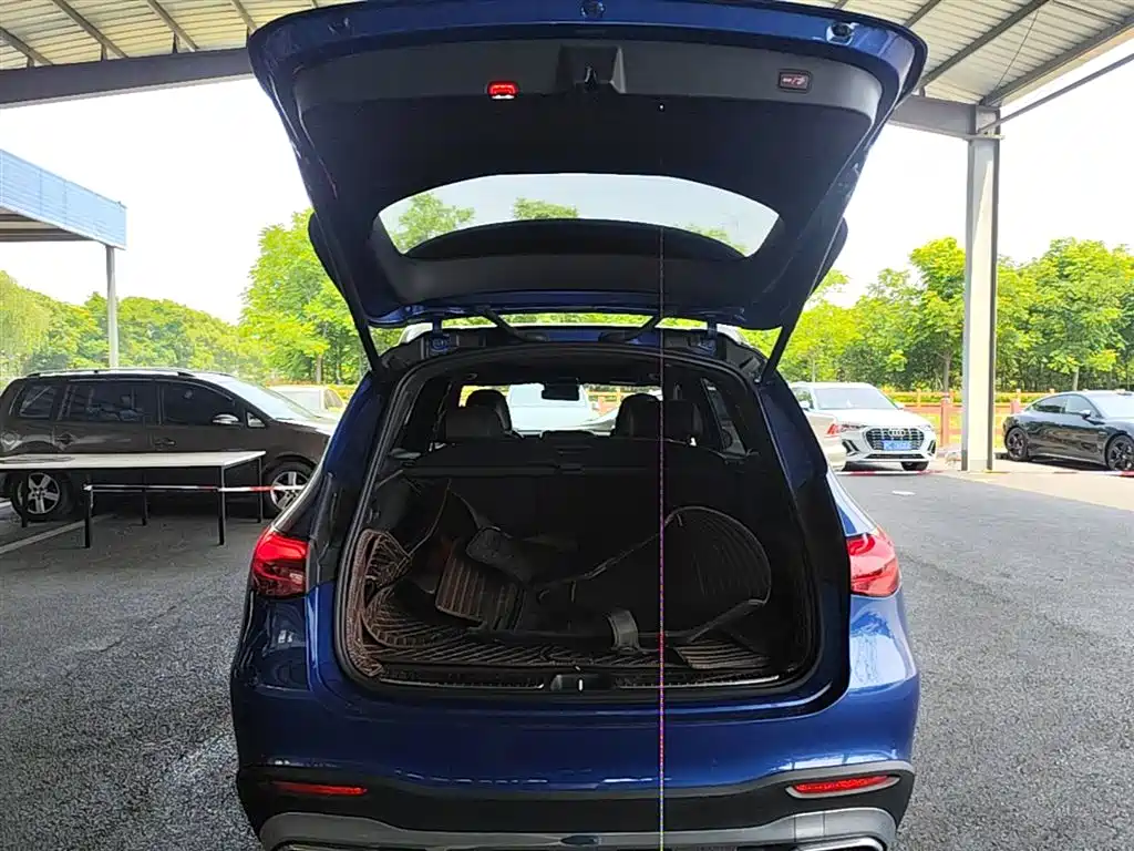 Mercedes-Benz GLC 2023 Facelift GLC 260 L 4MATIC Sport 5-Seater фото 19