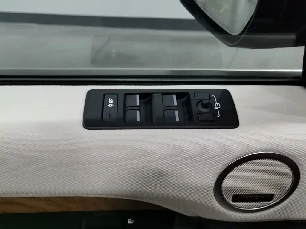 Land Rover Discovery 2023 2023 Facelift 360PS R-Dynamic S