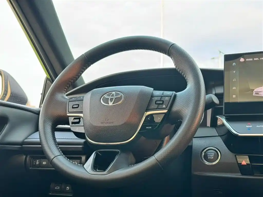 Toyota Camry 2024 2.0S Sport Edition фото 9
