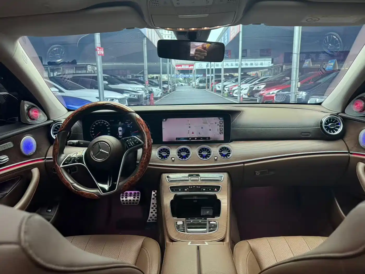 Mercedes-Benz E-Class 2023 E 300 L Fashion фото 7