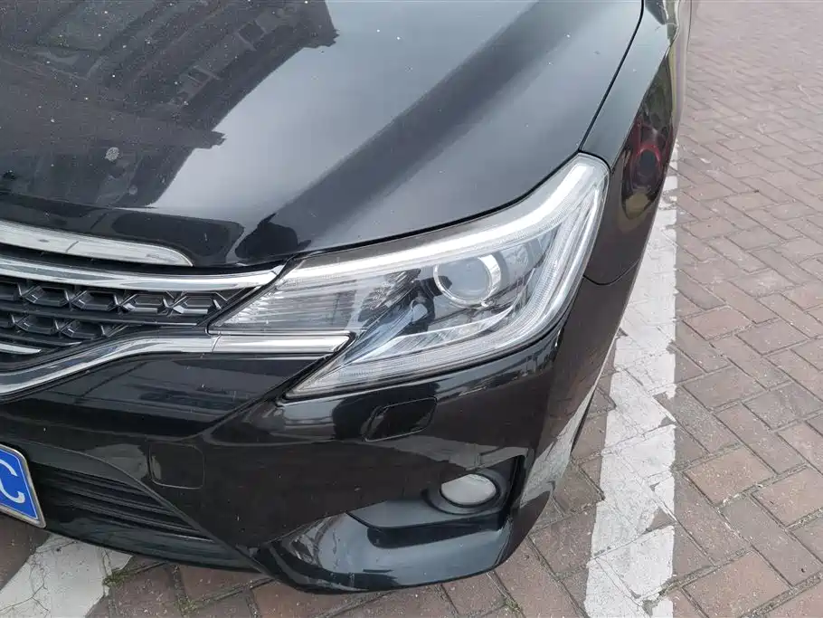 Toyota Reiz 2013 2.5S Elite Edition фото 5