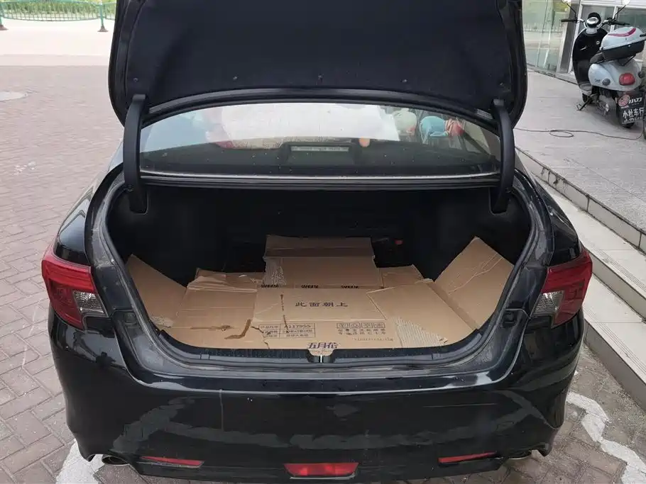 Toyota Reiz 2013 2.5S Elite Edition фото 4