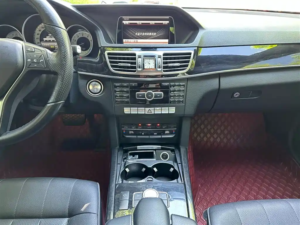Mercedes-Benz E-Class 2015 E 260 L Sport фото 16