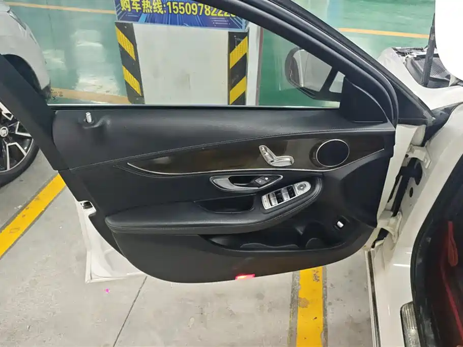 Mercedes-Benz C-Class 2016 C 180 L фото 7