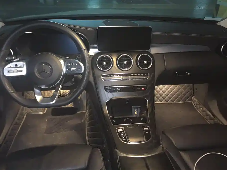 Mercedes-Benz C-Class 2020 Facelift C 260 L Sport фото 12