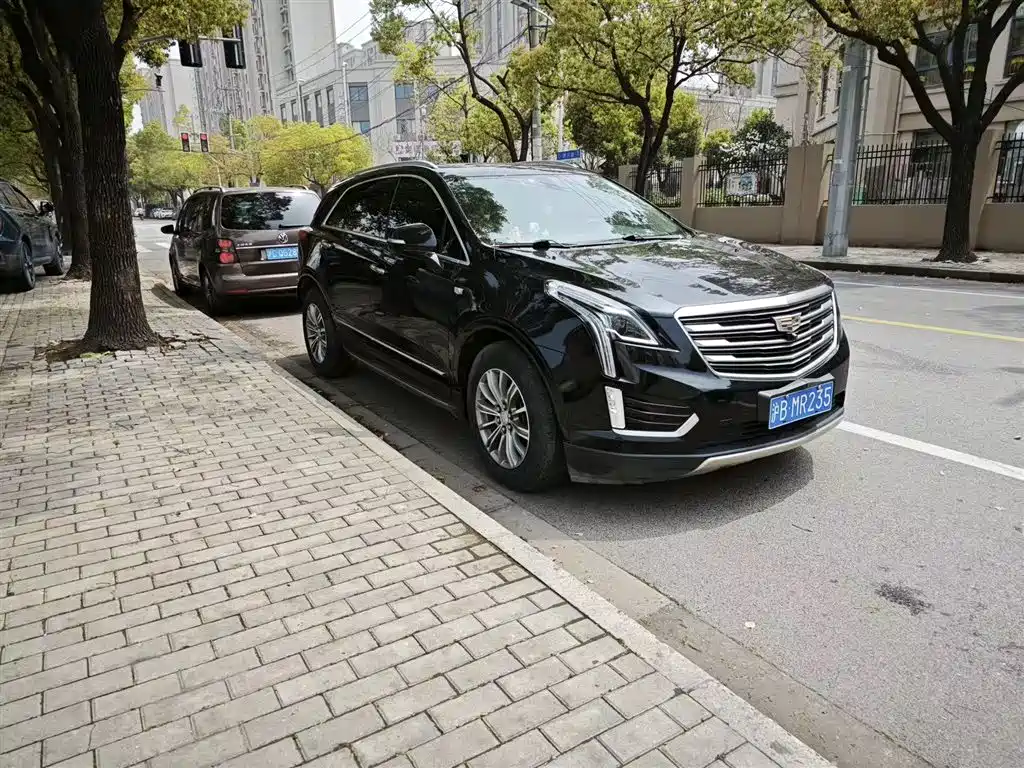 Cadillac XT5 2017 2017 Anniversary Edition 28T 4WD Luxury