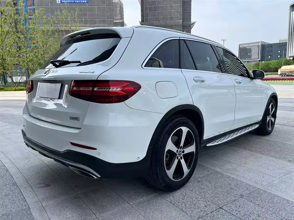 Mercedes-Benz GLC 2019 GLC 260 4MATIC Dynamic фото 4