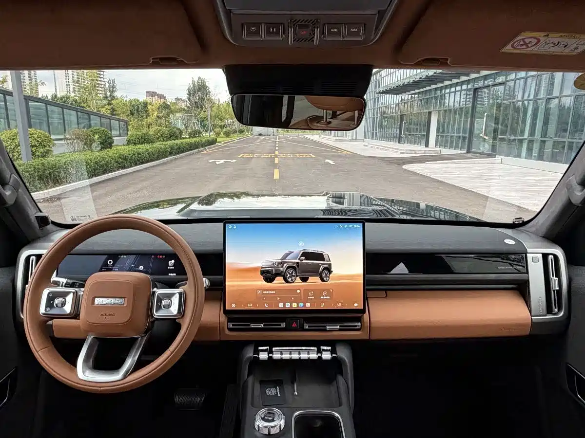 iCAR V27 2026 2026 200KM AWD Falcon 500