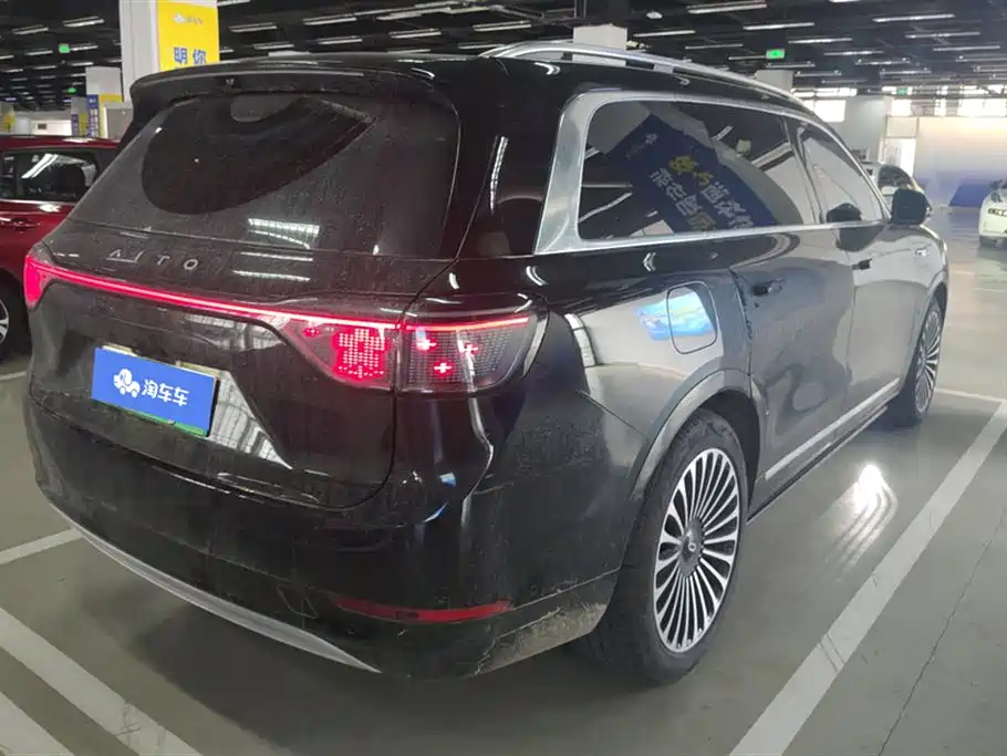 AITO Wenjie AITO M9 2024 Model Extended Range Ultra Edition 52kWh 5-Seater фото 3