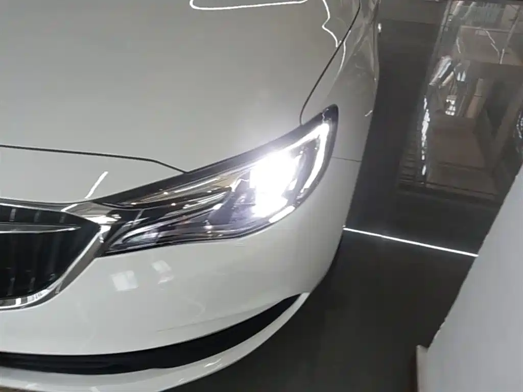 Buick Excelle 2021 Facelift 1.3T Auto Mild Hybrid Elite фото 24