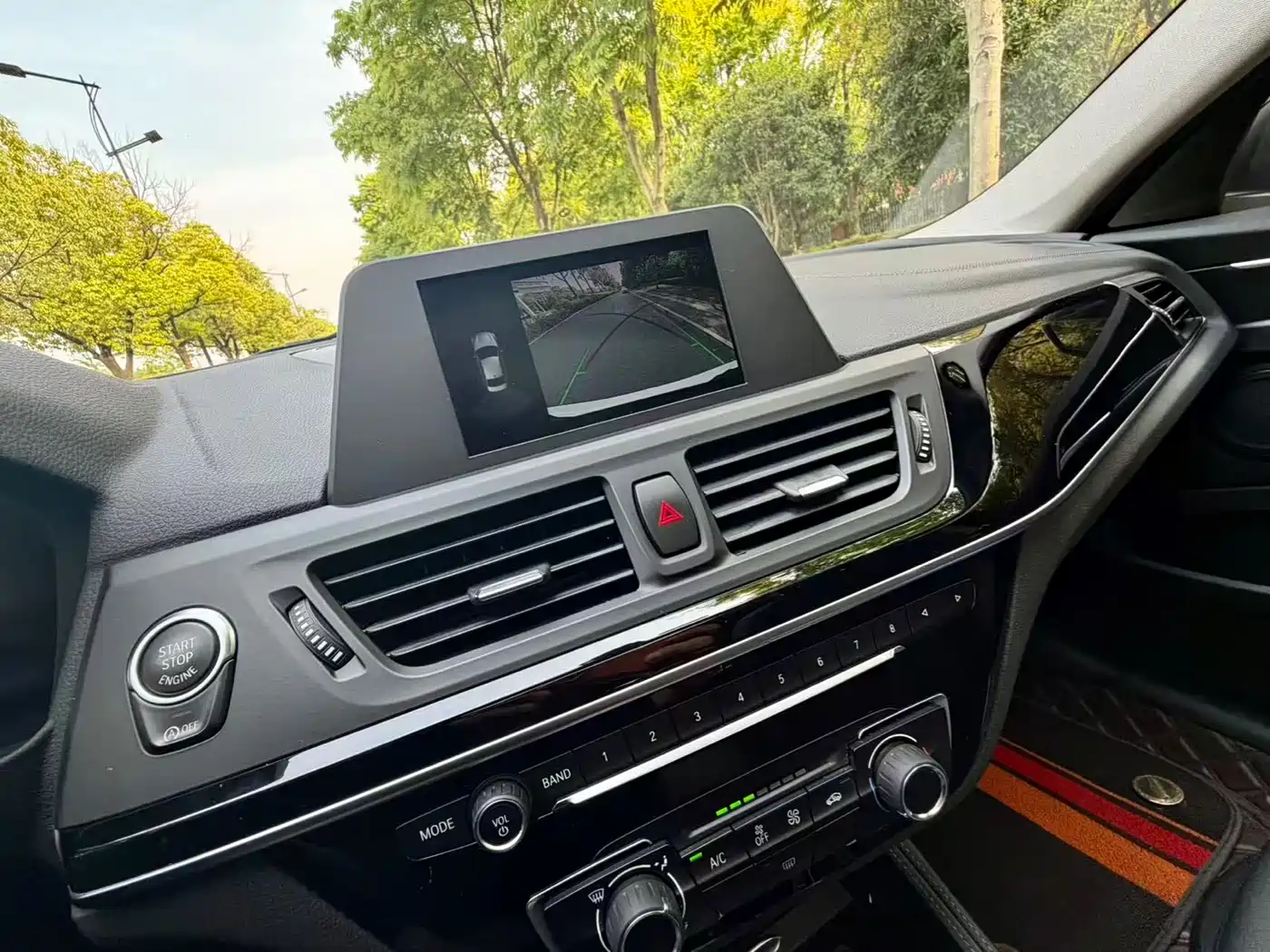 BMW 1 Series 2019 118i M Sport Package фото 6