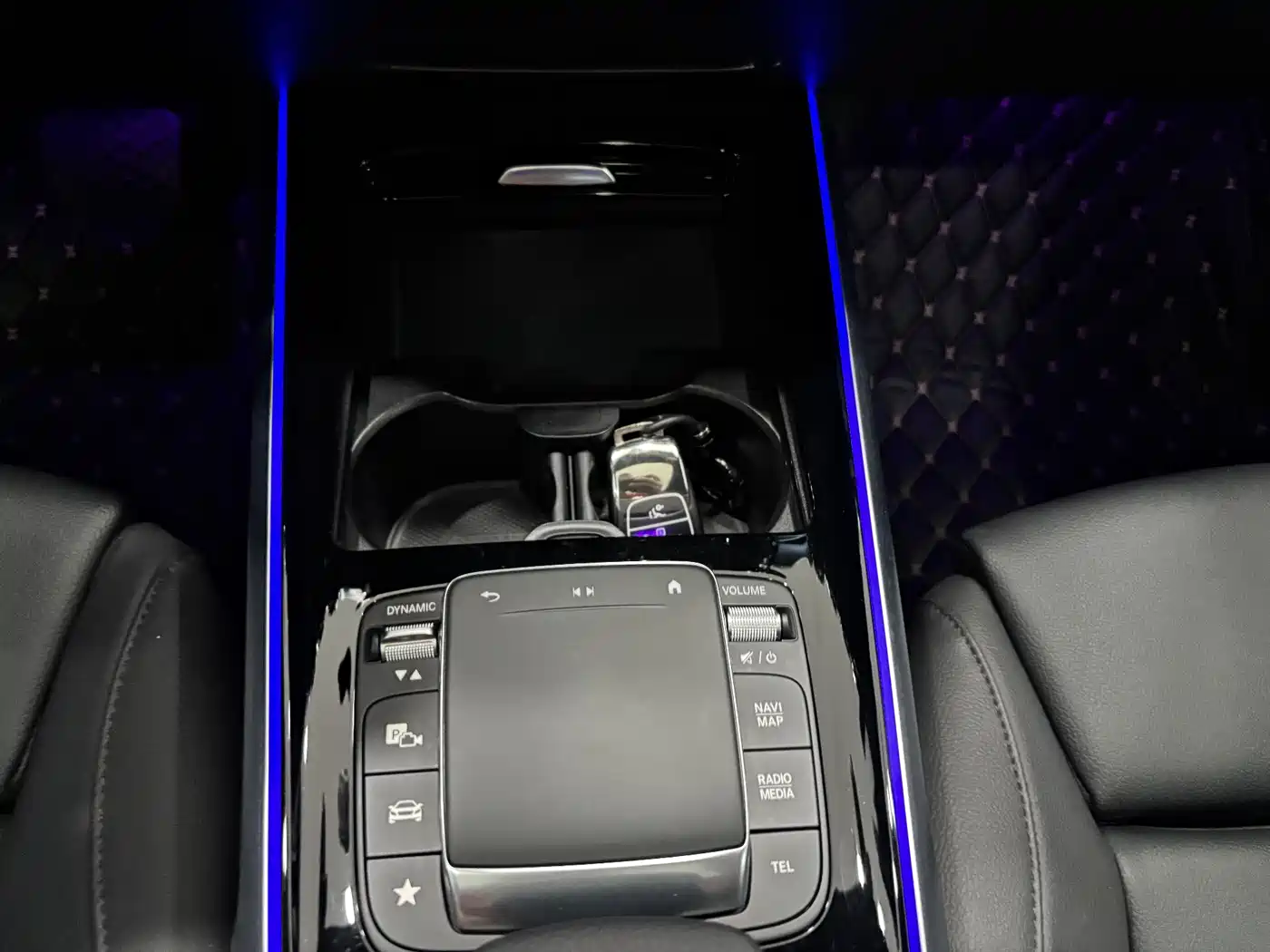 Mercedes-Benz GLB 2023 GLB 220 Dynamic фото 19