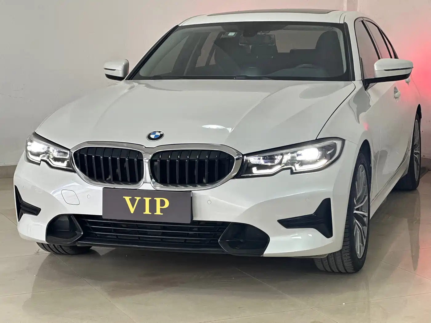 BMW 3-SERIES