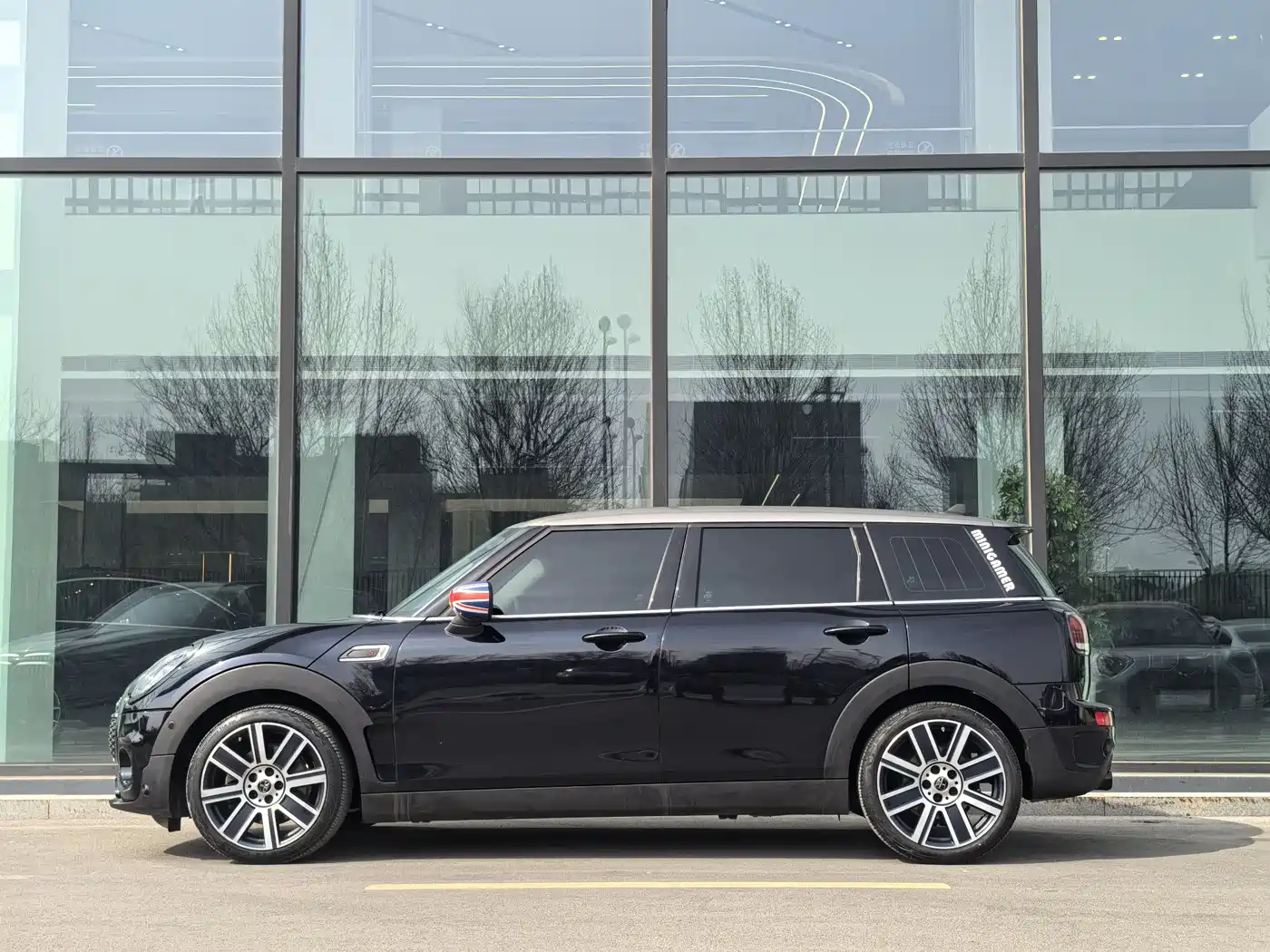 MINI CLUBMAN