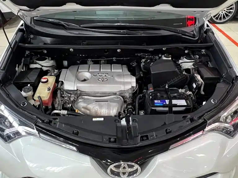 Toyota RAV4 Rongfang 2016 2.5L Automatic 4WD Elite фото 22