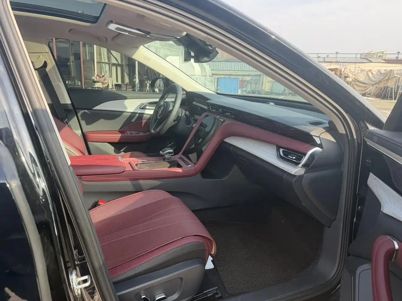 Hongqi H5 2024 1.5T DCT Smart Connect Flag Rhythm Edition фото 10