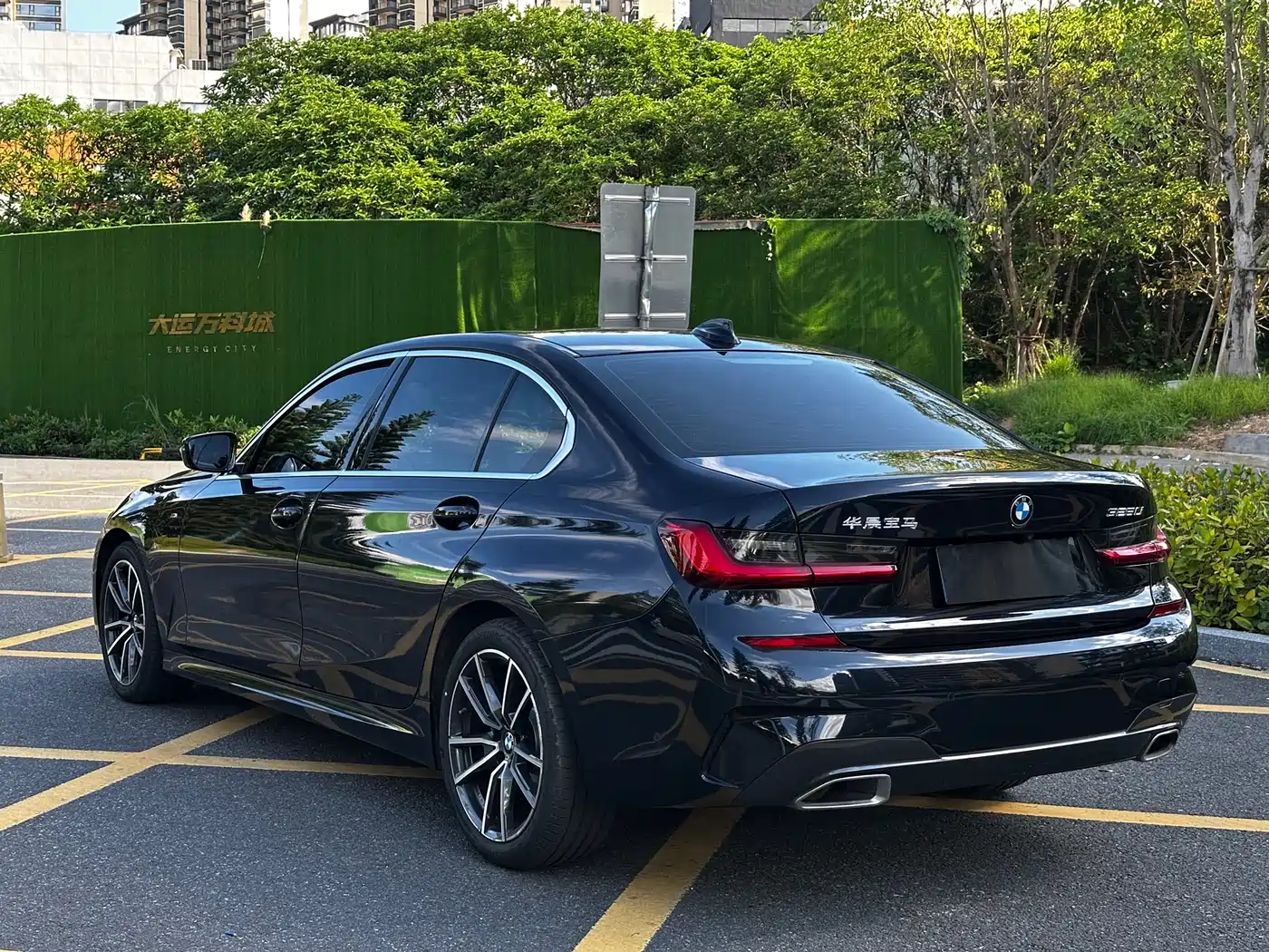 BMW 3 Series 2020 325Li M Sport Package фото 4
