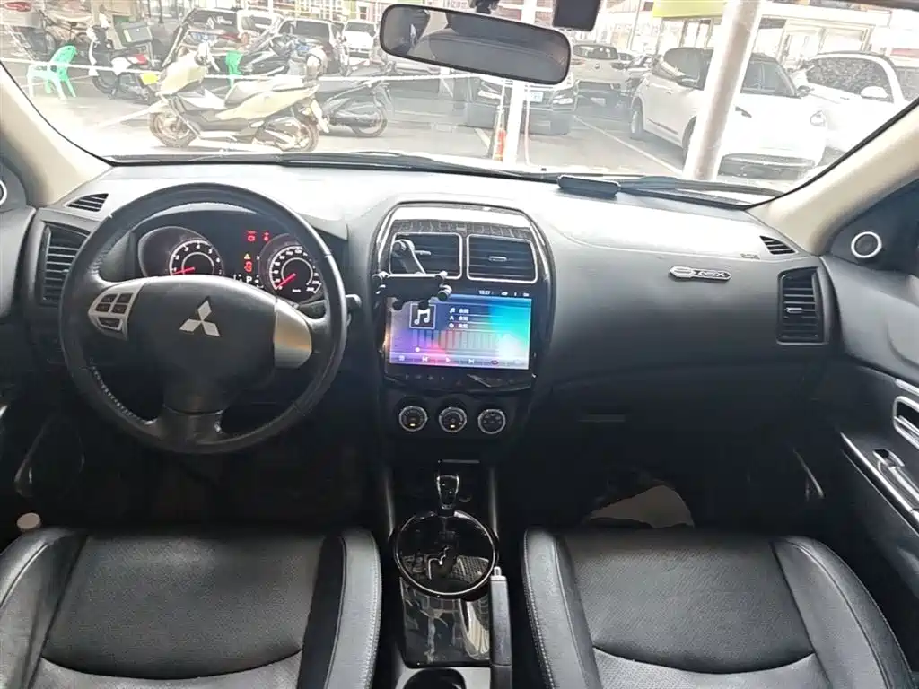 Mitsubishi ASX 2018 2.0L CVT 2WD Premium фото 10