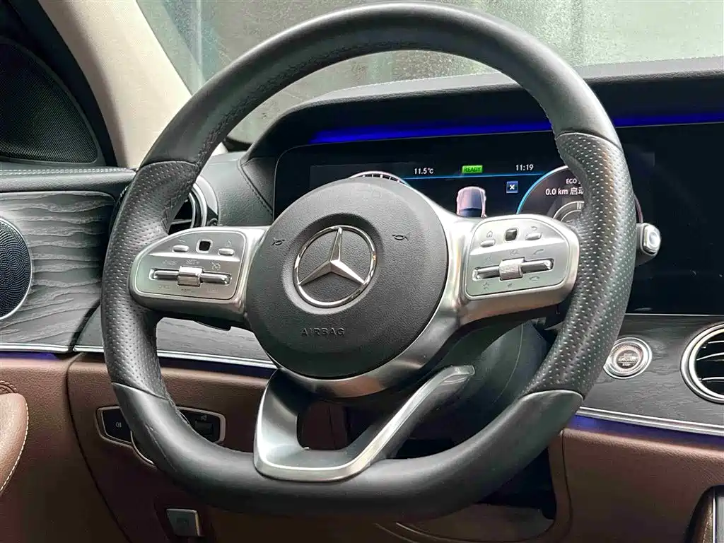 Mercedes-Benz E-Class 2019 E 260 L Sport фото 25