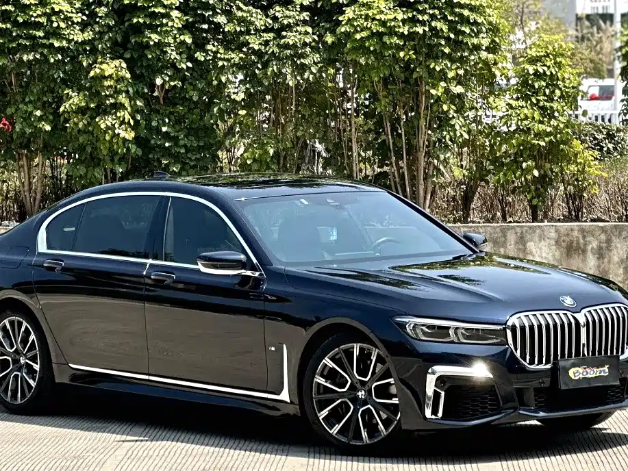 BMW 7 SERIES