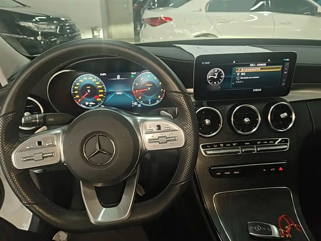 MERCEDES-BENZ CLASS C