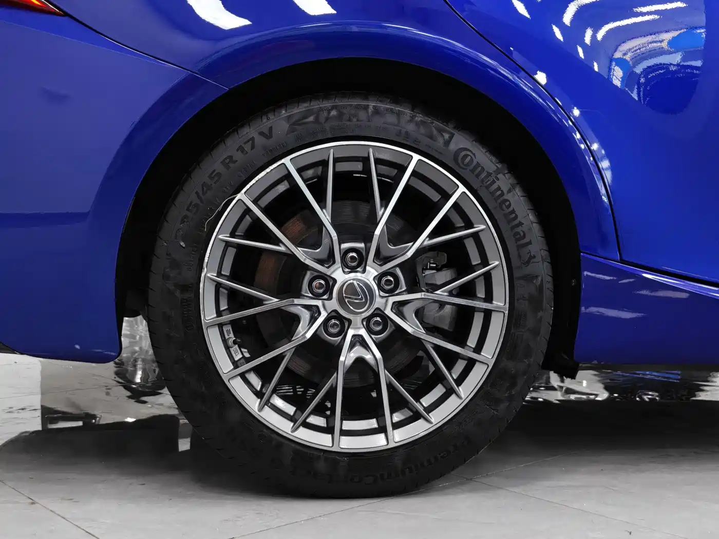 Lexus IS 2017 300 F SPORT фото 15