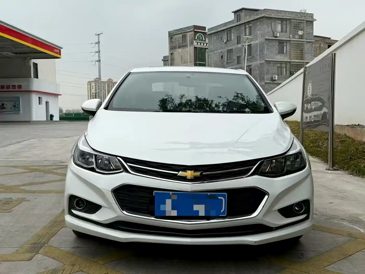 CHEVROLET CRUZE