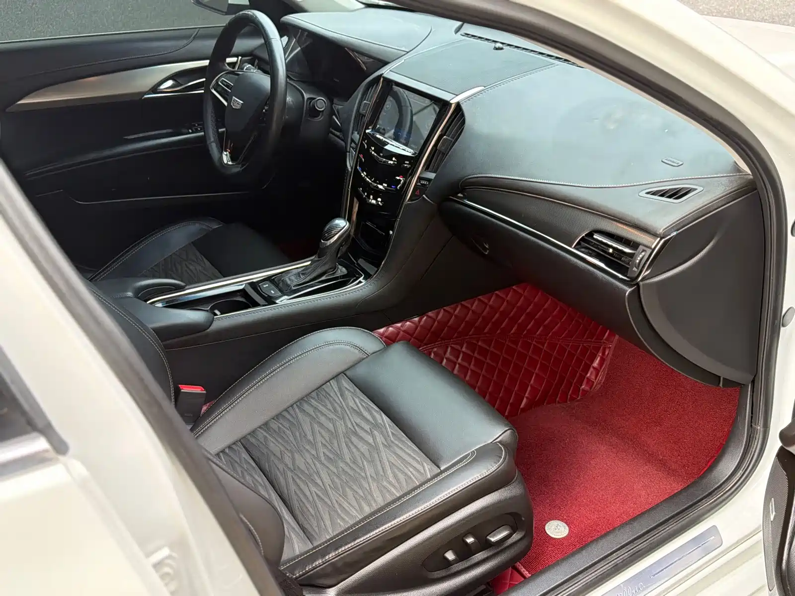 Photo 13 - Cadillac ATS-L