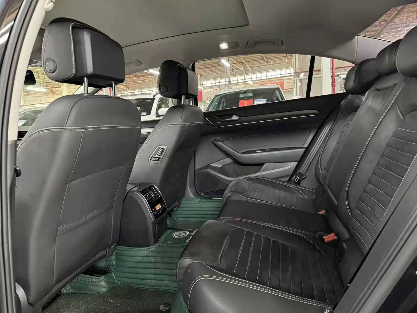 Volkswagen Magotan 2020 330TSI DSG Luxury фото 9