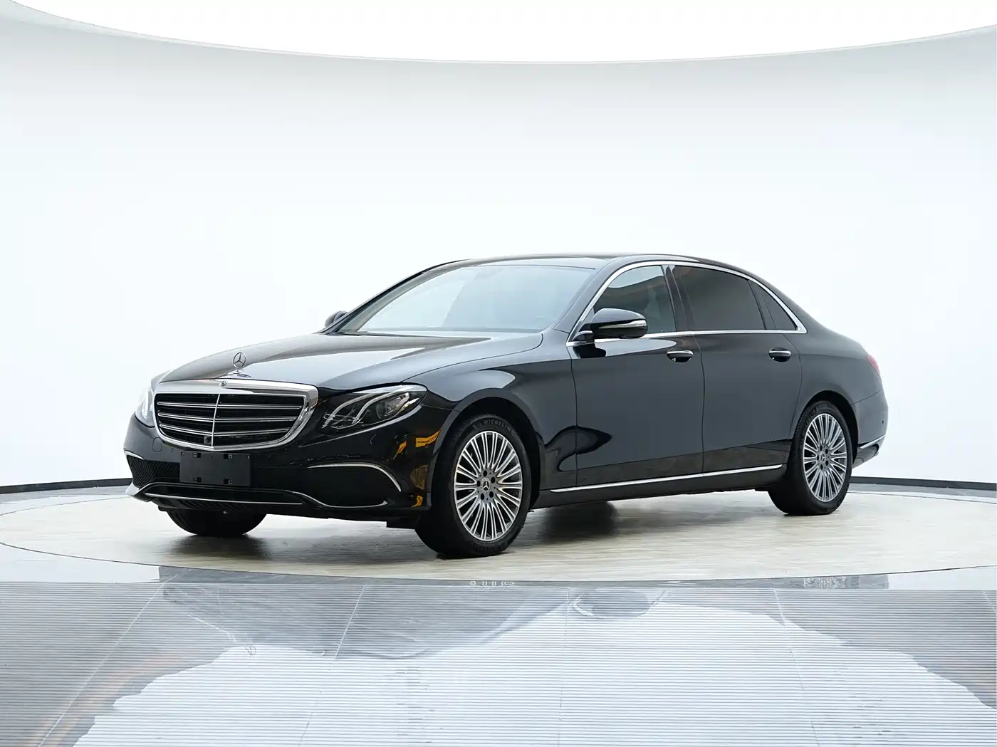 Mercedes-Benz E-Class 2020 E 300 L Luxury Model