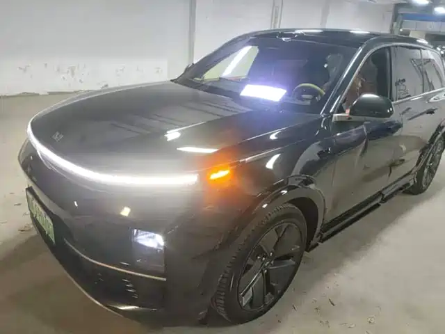  Li Auto Li Xiang L9 2025 Ultra Smart Renewal Edition