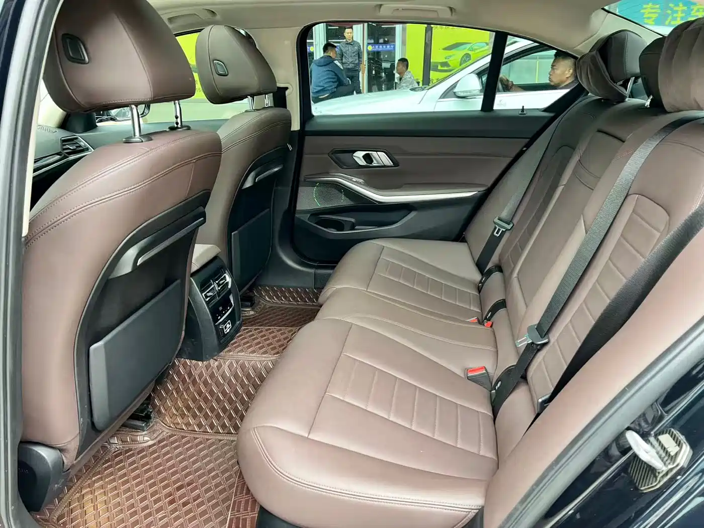 BMW 3 Series 2021 320Li M Sport Package фото 6