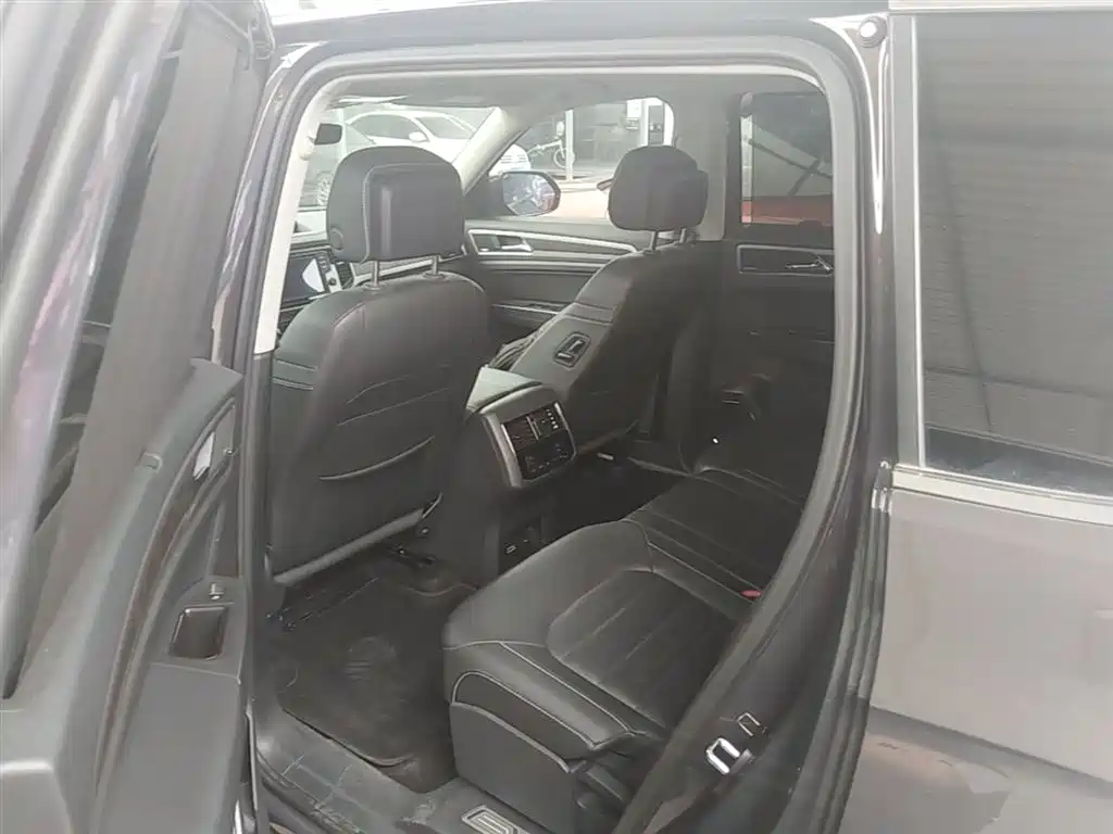 Volkswagen Teramont 2017 530 V6 4WD Flagship Edition фото 17