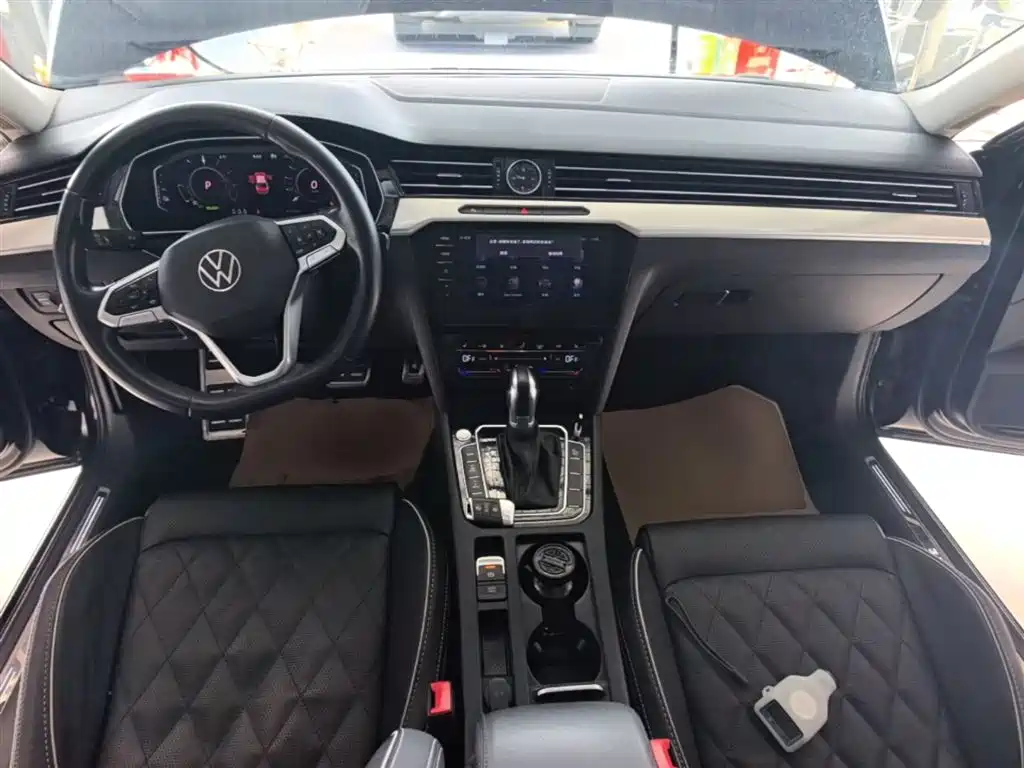 Volkswagen Magotan GTE Plug-in Hybrid 2022 GTE Luxury фото 6