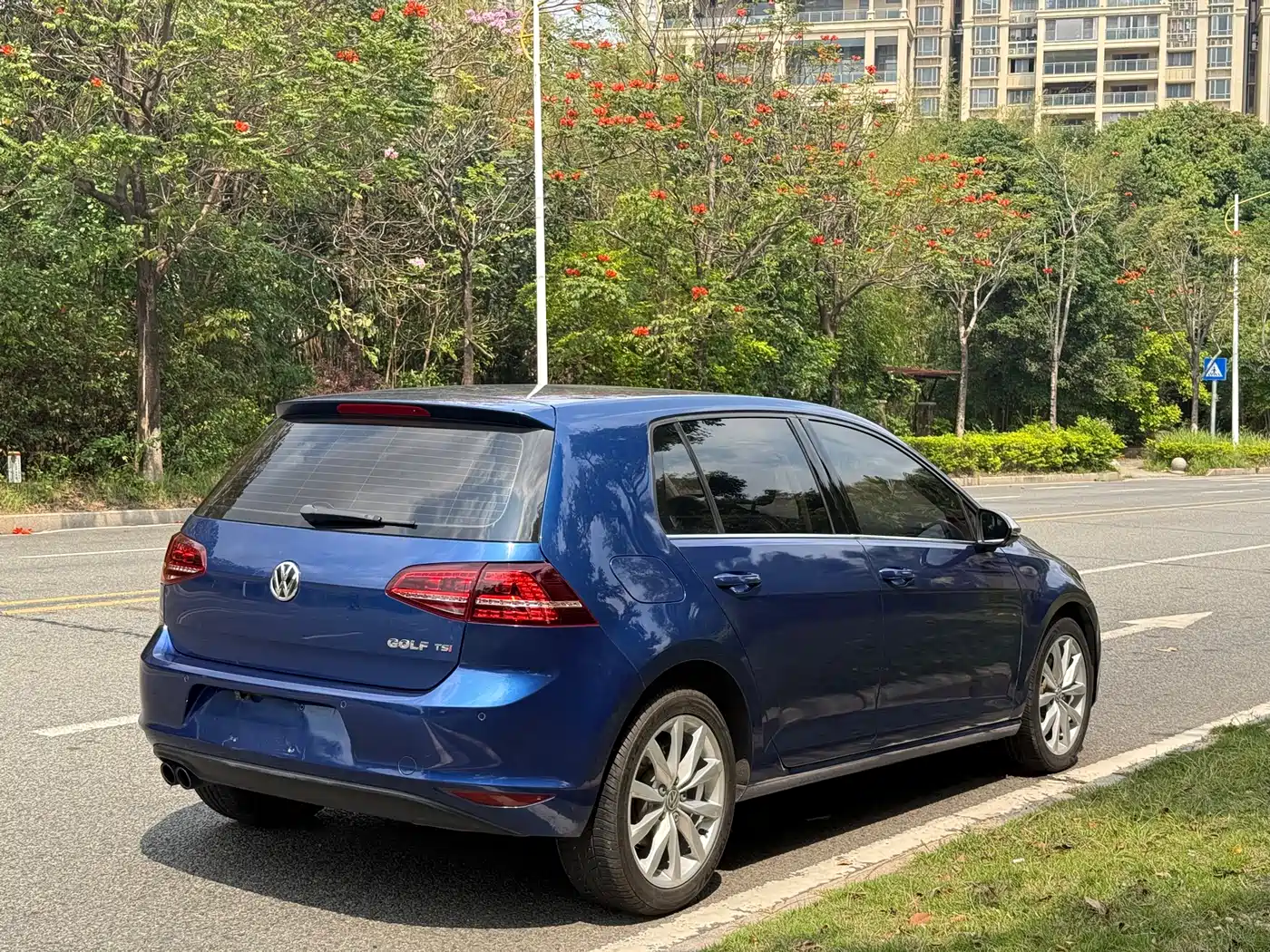 Volkswagen Golf 2014 1.4TSI Automatic Luxury фото 5