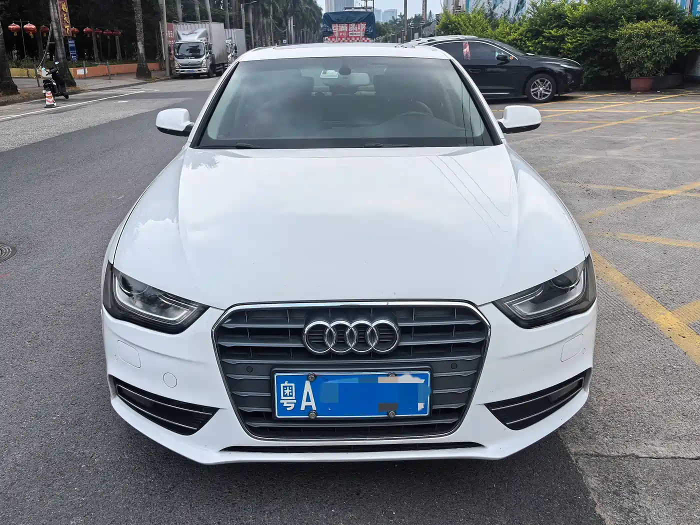 Audi A4L 2013 35 TFSI Automatic Standard фото 2
