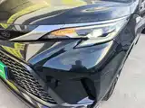 Фото 24 - Toyota Granvia