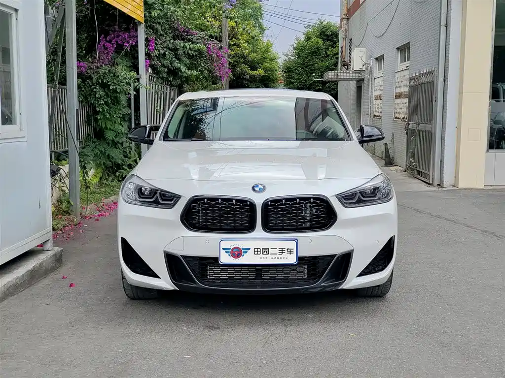 BMW X2 2023 sDrive25i M Sport Shadow Edition фото 2