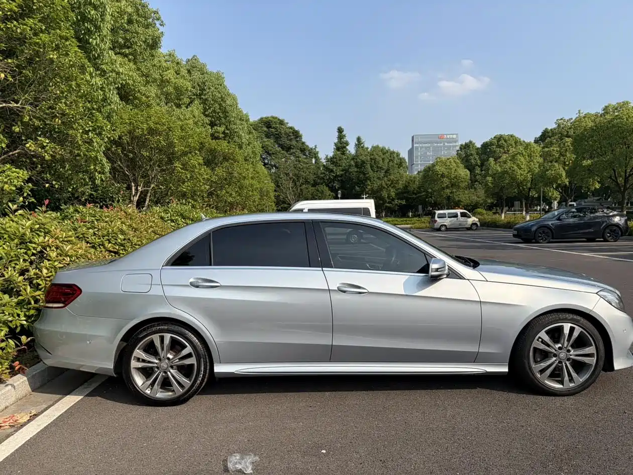 Mercedes-Benz E-Class 2014 Facelift E 260 L Sport Luxury фото 8