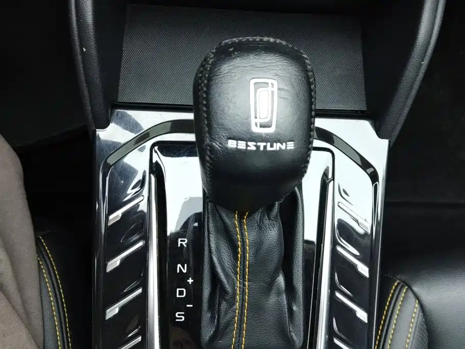 Besturn Bestune T77 2019 2019 230 TID Automatic Luxury China V