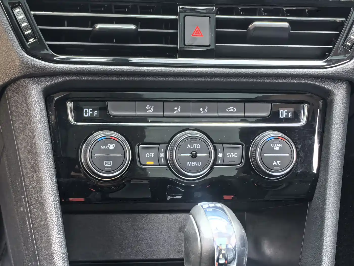 Volkswagen Tharu 2020 280TSI 2WD Comfort Edition China VI фото 9